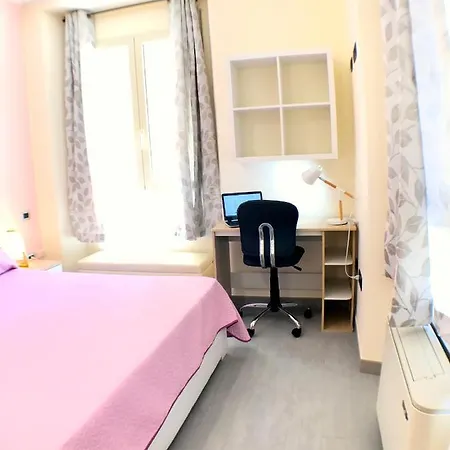 דירה Casa Antonietta קליארי